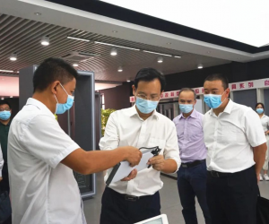 领导关怀 | 蓬江区委书记劳茂昌一行到敏华调研