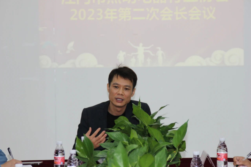 168489532451190.png 5勇于担当敏华当选为江门市照明电器行业协会副会长单位!.png